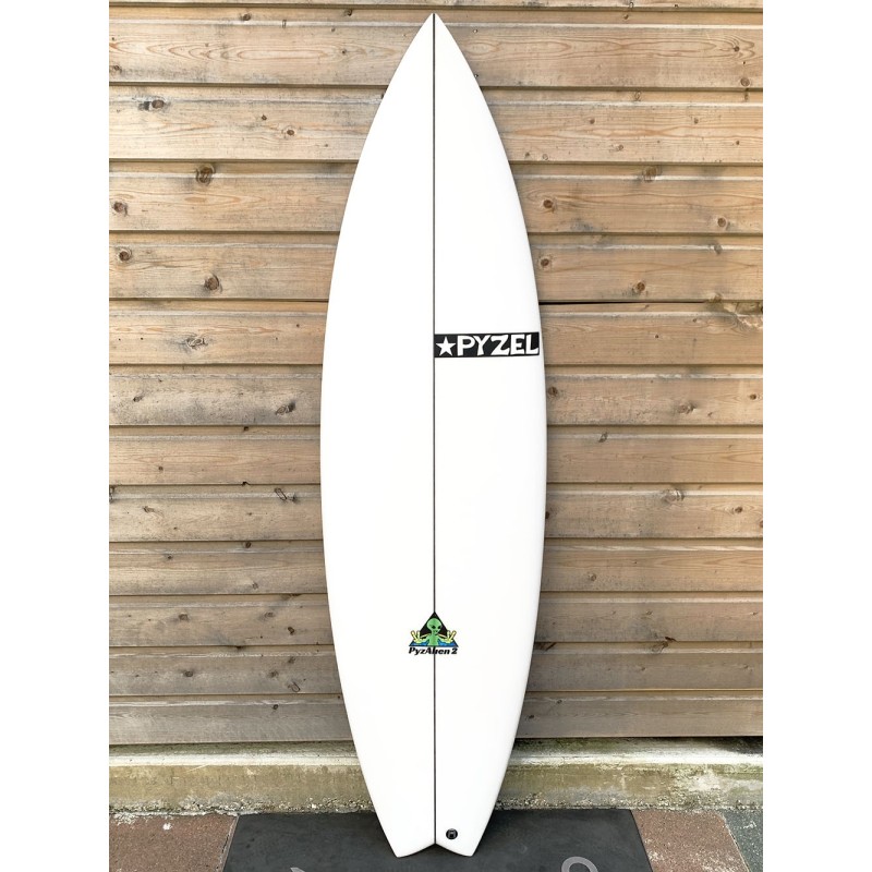 planche de surf pyzel 5'10 pyzalien 2 futures