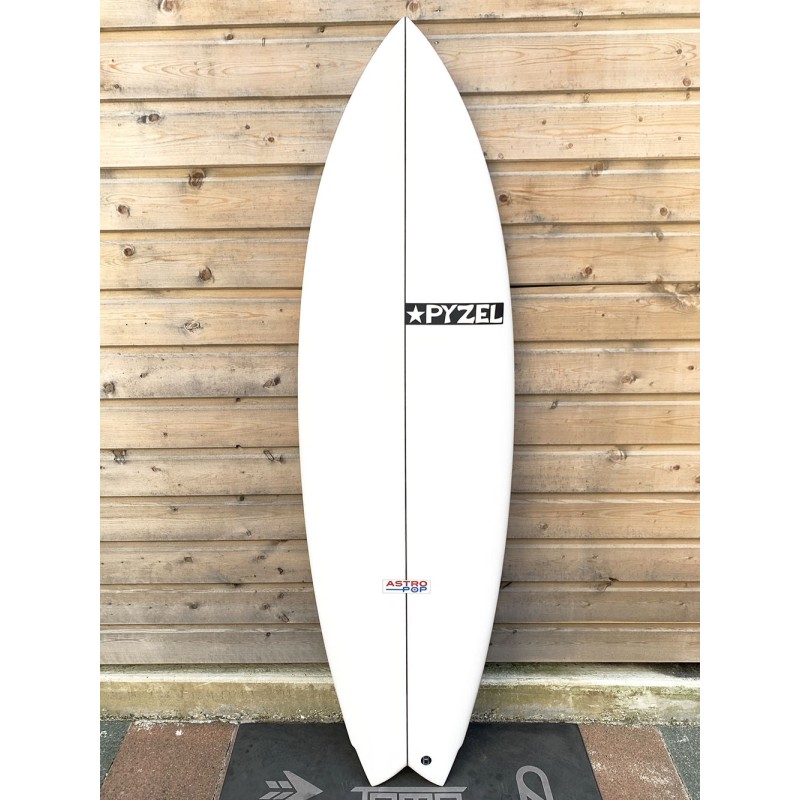 planche de surf 5'11 pyzel astro pop fcs2