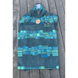 Poncho Surf After Native...