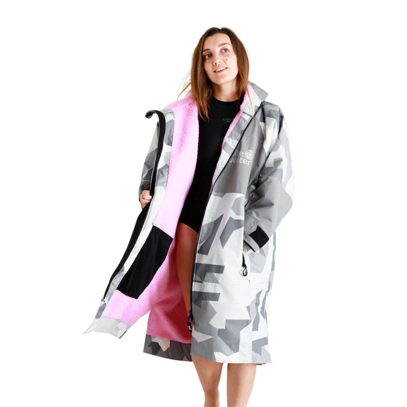 Poncho White Water Hard Shell Robe Arctic Camo / Pink