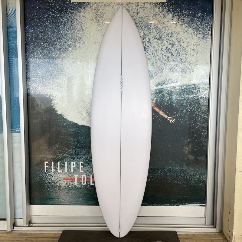 Planche de Surf Pukas Space Oddity 6'4 – David Santos – 3 Fins FCS II