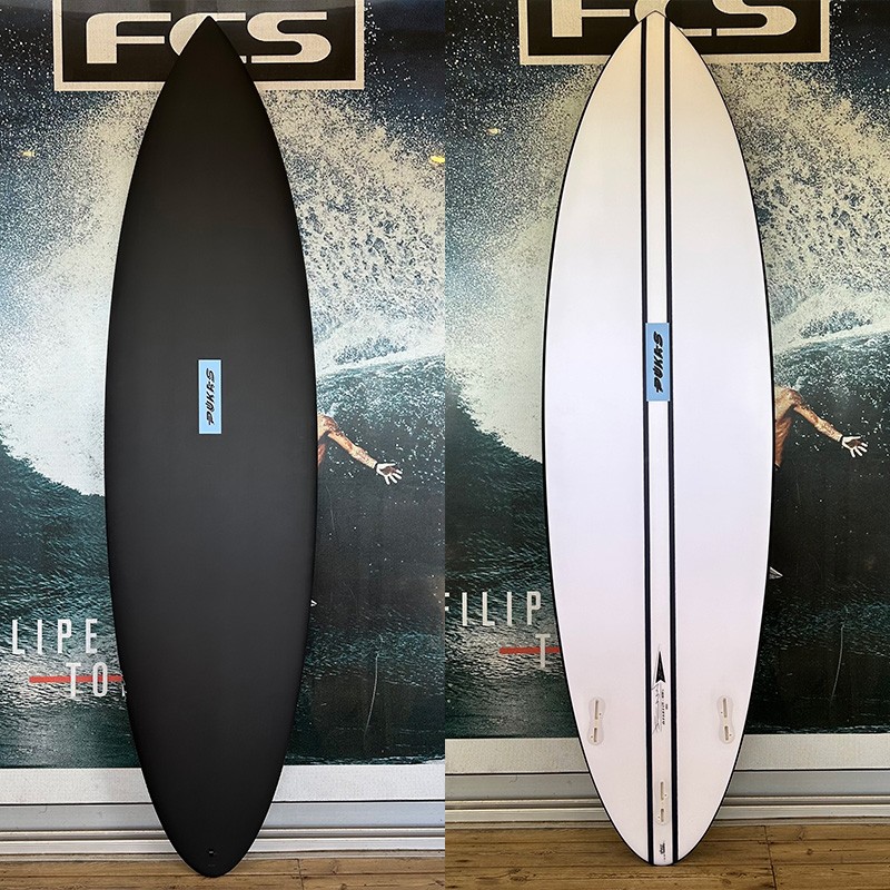 Planche de surf Pukas Space Oddity avec technologie Innca carbone